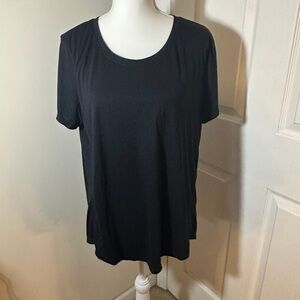 Zelos Activewear Short Sleeve Tee-Shirt.